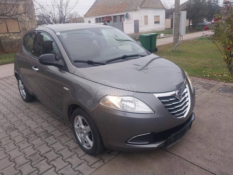 Lancia Ypsilon 13mjtd