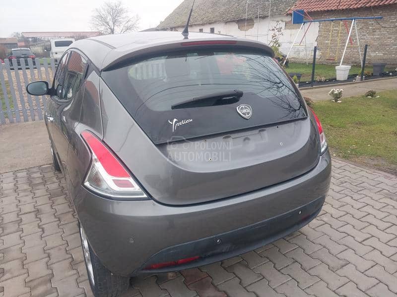 Lancia Ypsilon 13mjtd