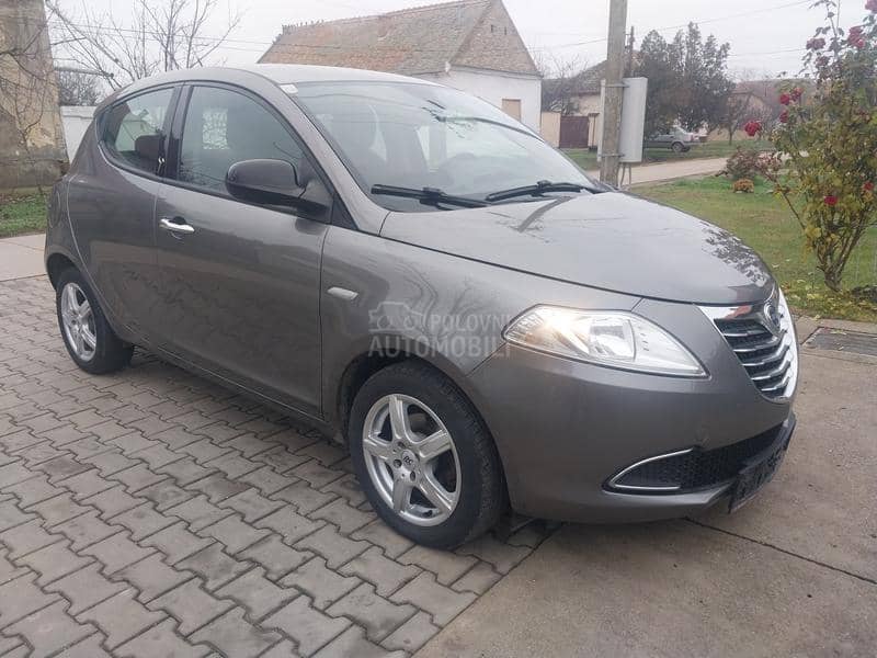 Lancia Ypsilon 13mjtd