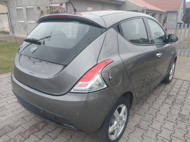 Lancia Ypsilon 13mjtd