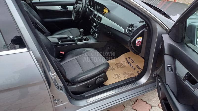 Mercedes Benz C 180 220CDI AVANGARD T0P