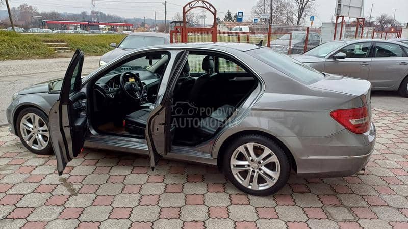 Mercedes Benz C 180 220CDI AVANGARD T0P