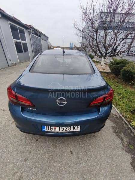 Opel Astra J ENJOY