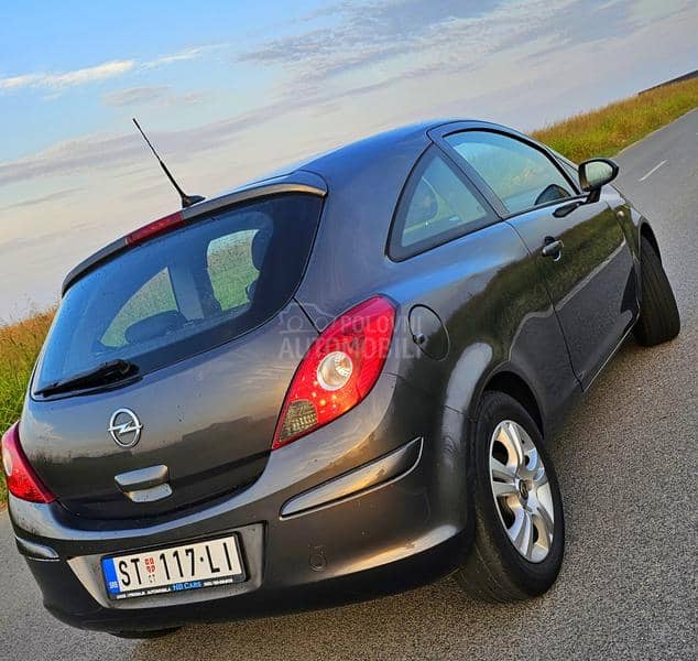 Opel Corsa D 1.3 CDTI N.A.V/R.