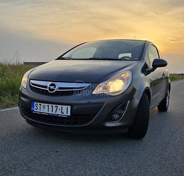 Opel Corsa D 1.3 CDTI N.A.V/R.