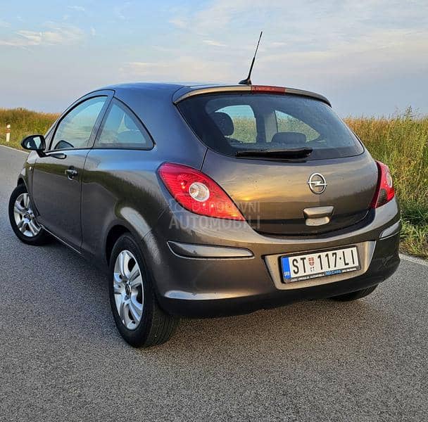 Opel Corsa D 1.3 CDTI N.A.V/R.