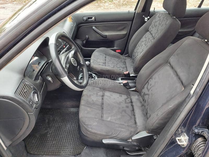 Volkswagen Golf 4 reg 08.2025