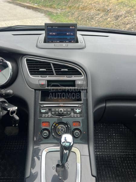 Peugeot 5008 1.6hdi AUT0MATIK