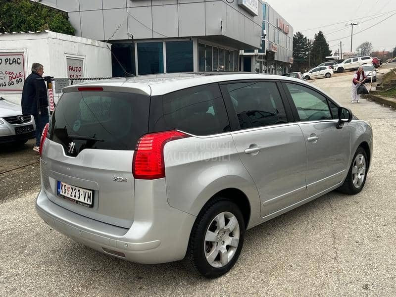 Peugeot 5008 1.6hdi AUT0MATIK