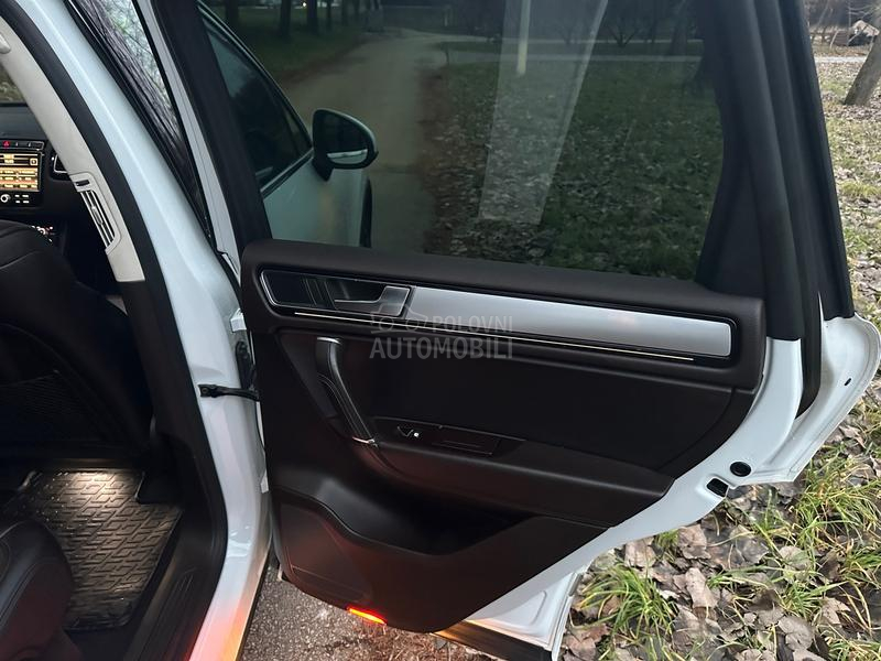 Volkswagen Touareg V6 R-Line