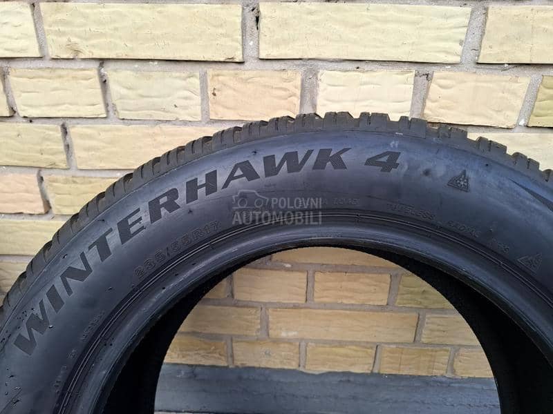 Firestone 235/55 R17 Zimska