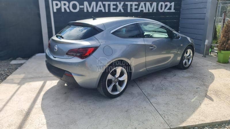 Opel Astra J 2.0 CDTI GTC