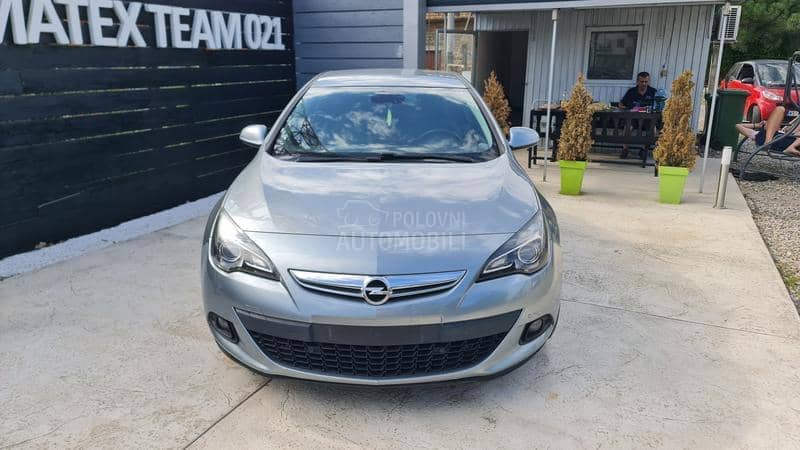 Opel Astra J 2.0 CDTI GTC