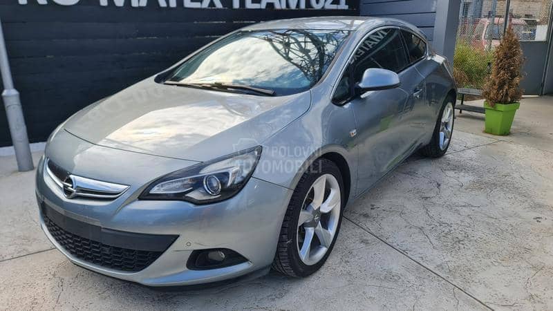 Opel Astra J 2.0 CDTI GTC