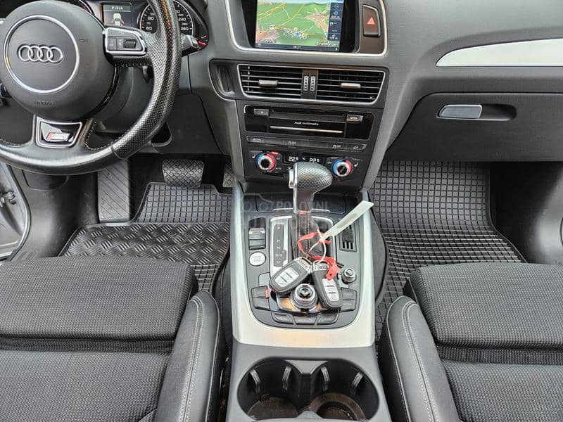 Audi Q5 S-line/NAV/QUATTRO/