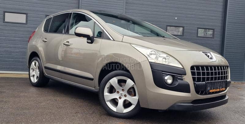 Peugeot 3008 1.6 Hdi Pano/Na.vi/