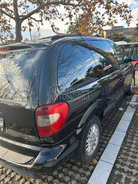 Chrysler Voyager 