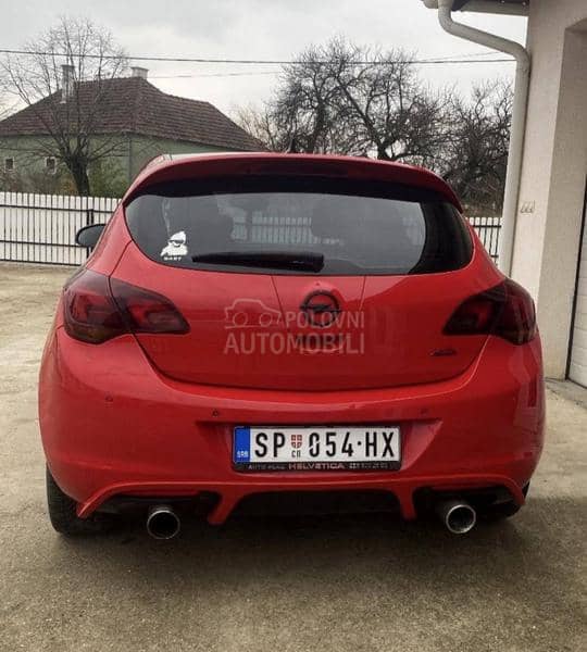 Opel Astra J 1.7