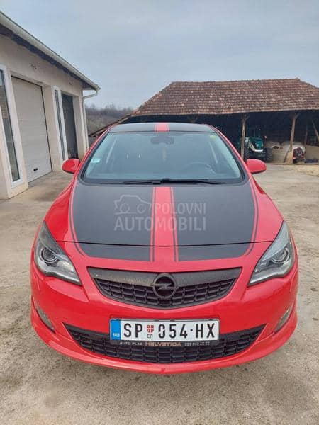 Opel Astra J 1.7