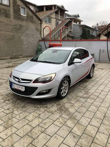 Opel Astra J turbo