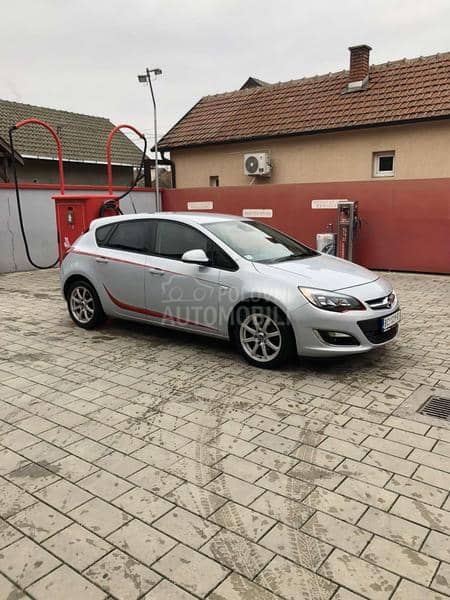 Opel Astra J turbo