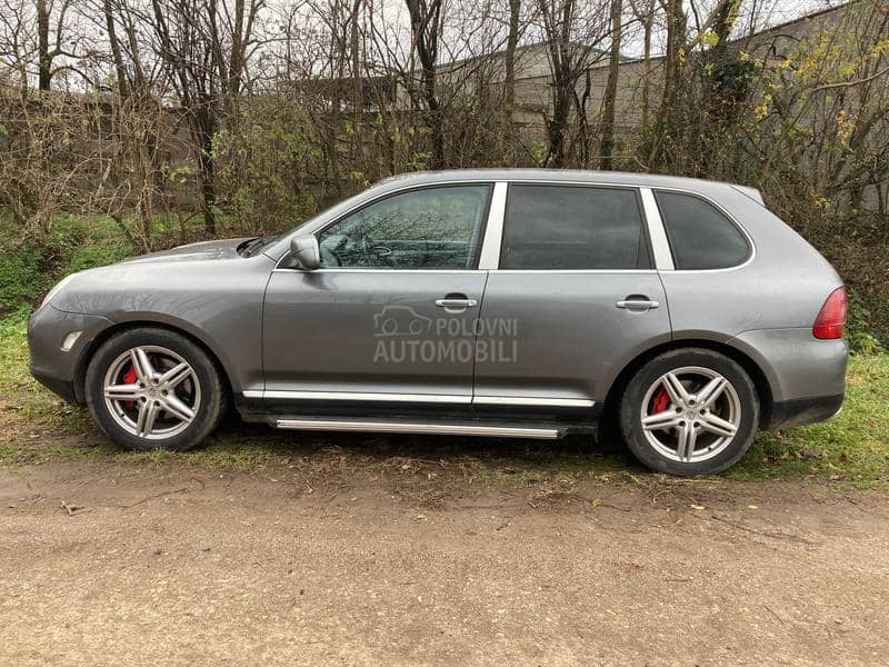 Porsche Cayenne 4.5 2004. god. -  kompletan auto u delovima