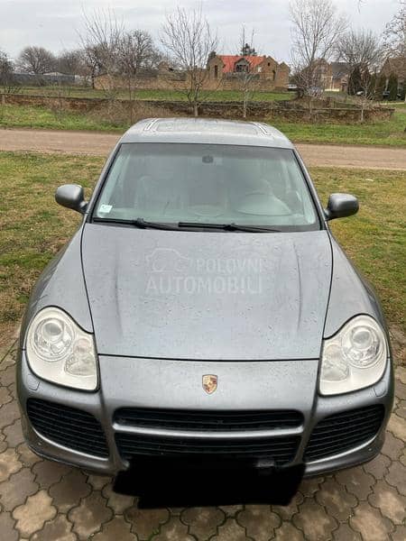 Porsche Cayenne 4.5 2004. god. -  kompletan auto u delovima