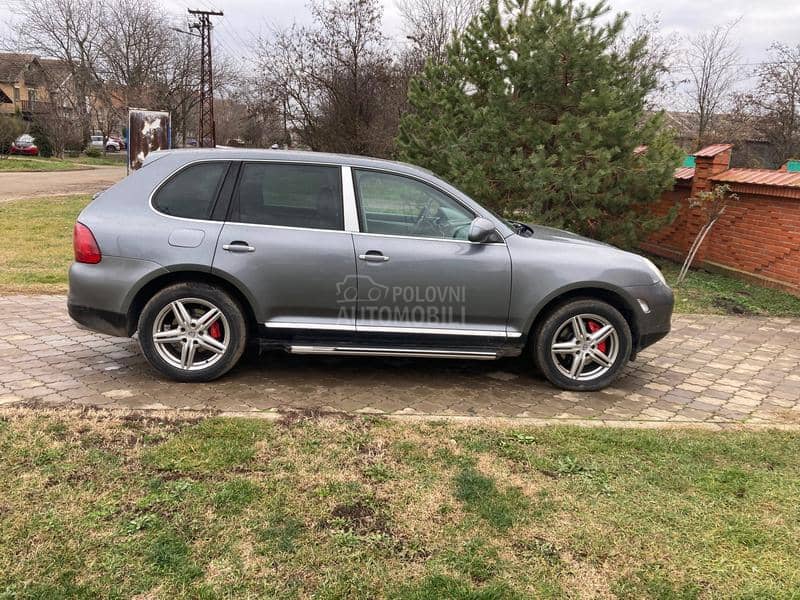 Porsche Cayenne 4.5 2004. god. -  kompletan auto u delovima