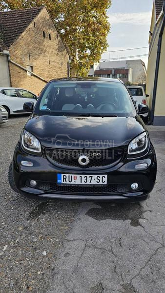 Smart ForFour 