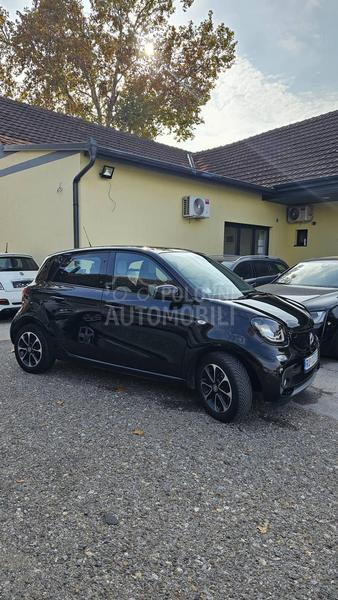 Smart ForFour 