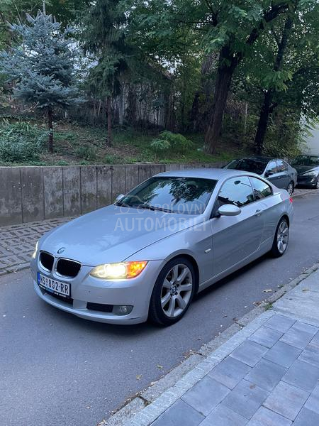 BMW 320 Coupe