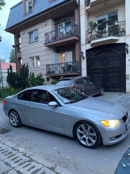 BMW 320 Coupe