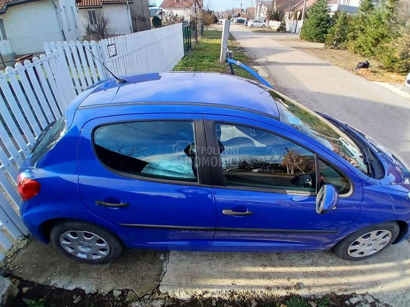 Peugeot 207 1.4