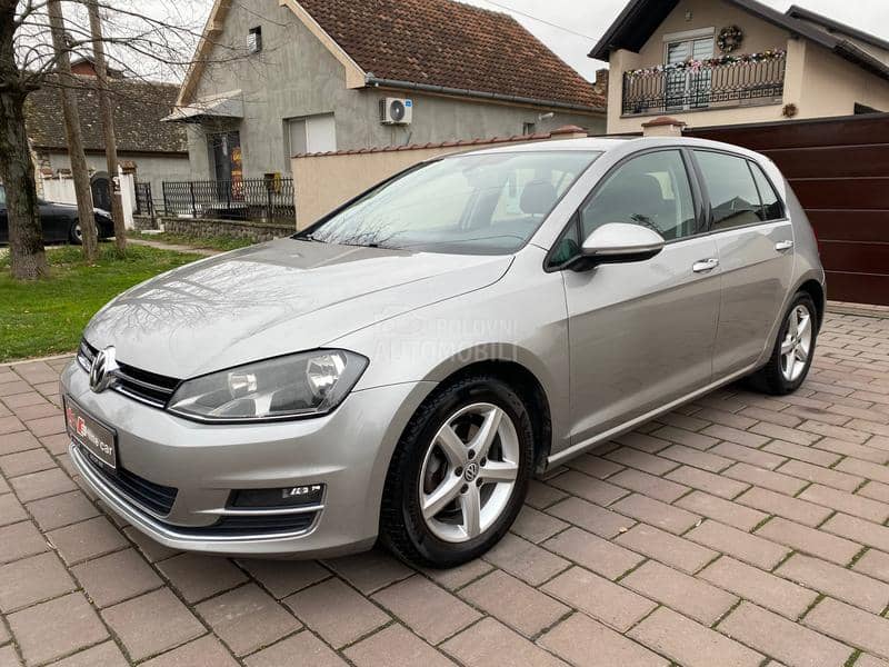 Volkswagen Golf 7 1.6 TDI HIGHLINE