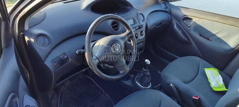 Toyota Yaris 1.0