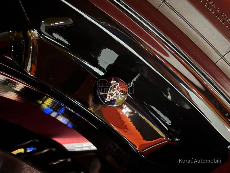 Lamborghini Urus SE NEW MODEL