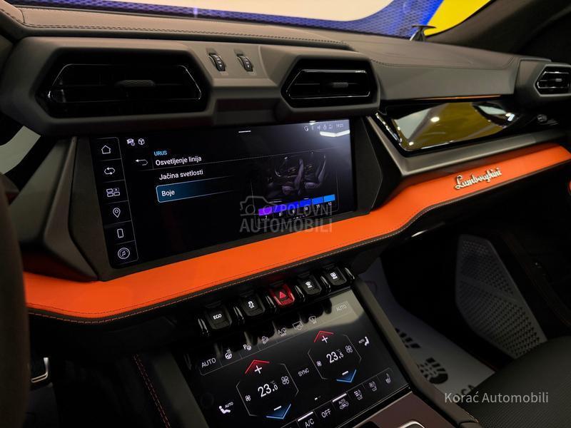 Lamborghini Urus SE NEW MODEL