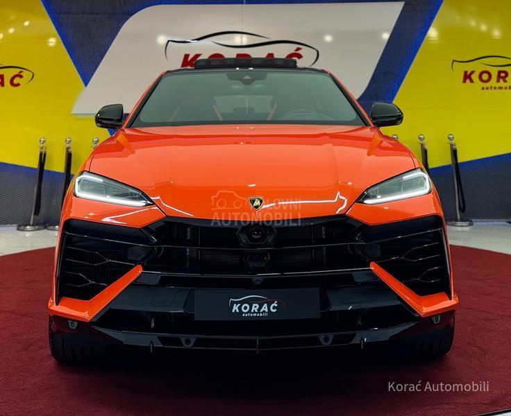 Lamborghini Urus SE NEW MODEL