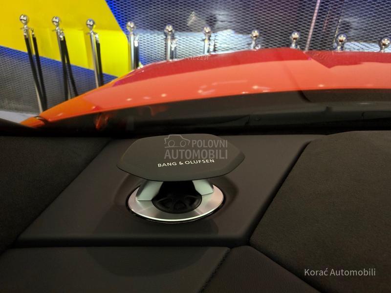 Lamborghini Urus SE NEW MODEL