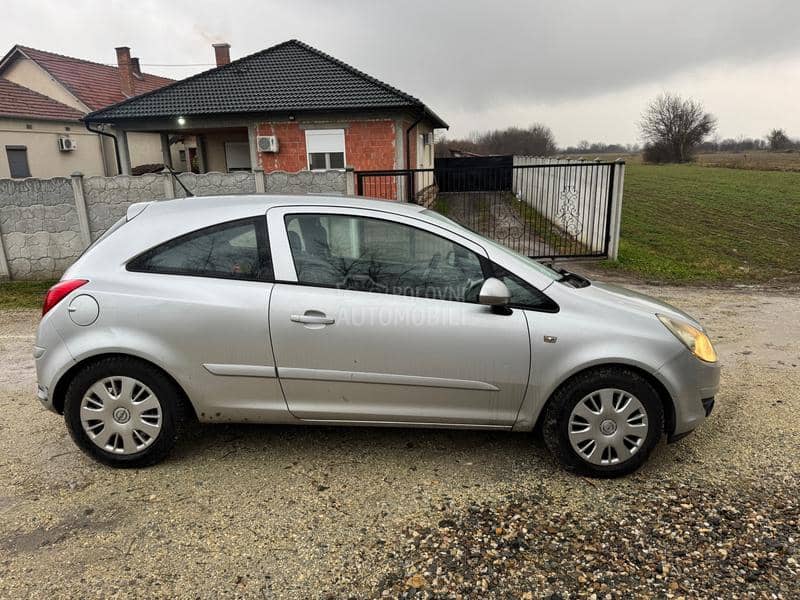 Opel Corsa D 