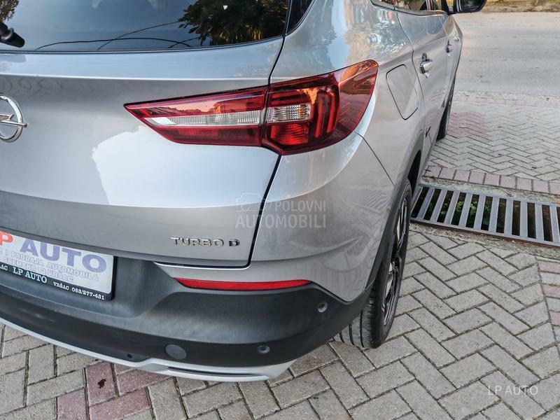 Opel Grandland X 