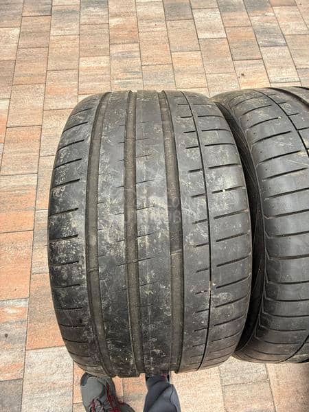 Vredestein 245/35 R19 Letnja