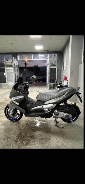 Gilera nexus