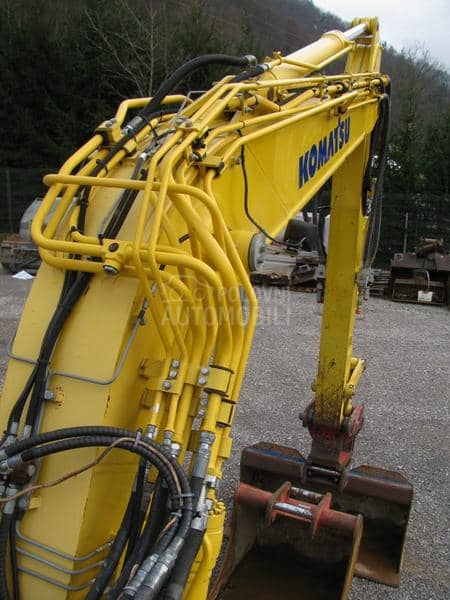 Komatsu PC138US8 sa POWERTILLT