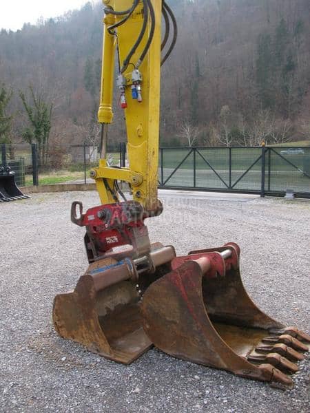 Komatsu PC138US8 sa POWERTILLT