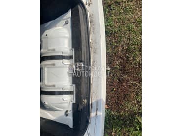 plastika isppd gepeka za Fiat Fiorino, Qubo od 2006. do 2017. god.