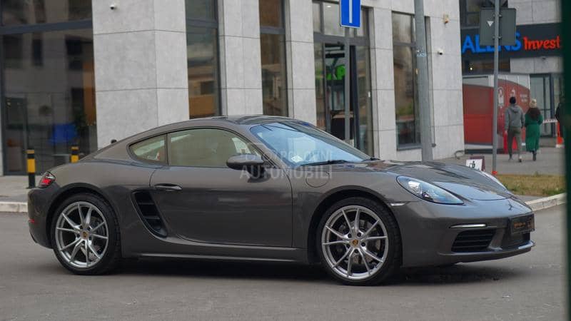 Porsche Cayman 