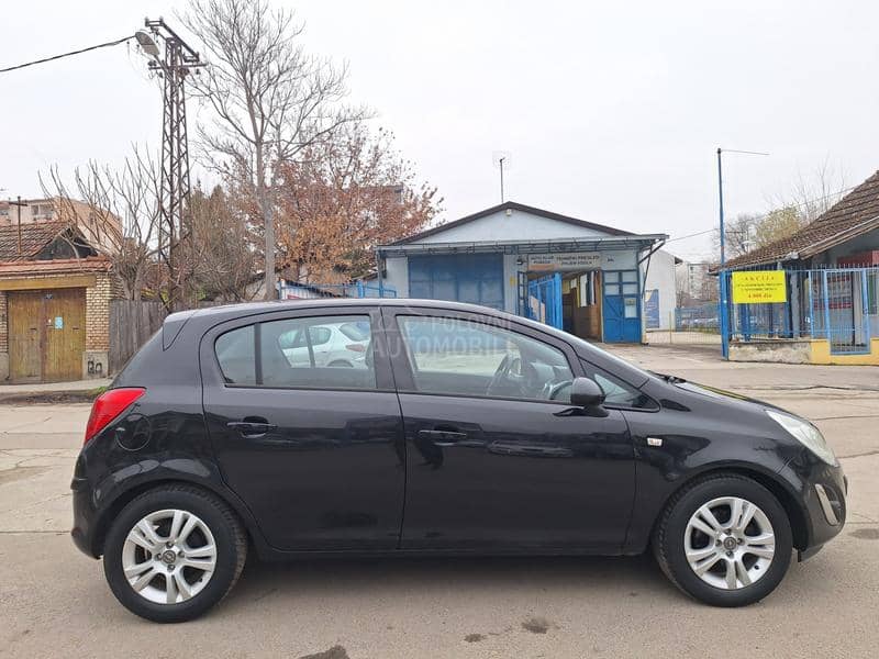 Opel Corsa D 1.2