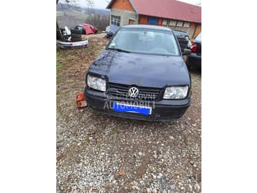 Volkswagen Bora -  kompletan auto u delovima