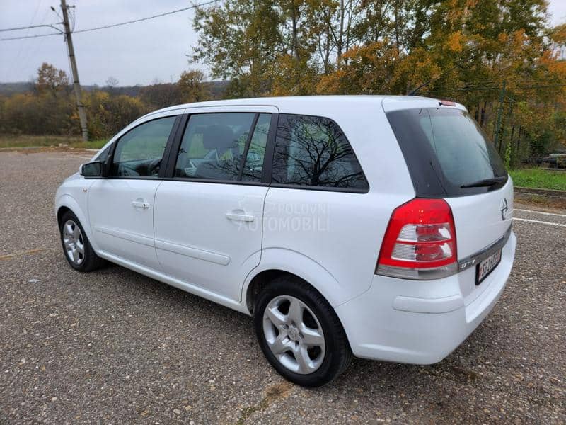 Opel Zafira 1.7 cdti.CH